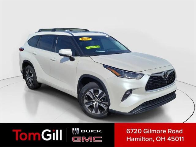 2021 Toyota Highlander XLE for sale in Hamilton, OH