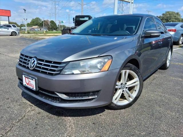 2014 Volkswagen Passat 2.0L TDI SE for sale in Waukegan, IL