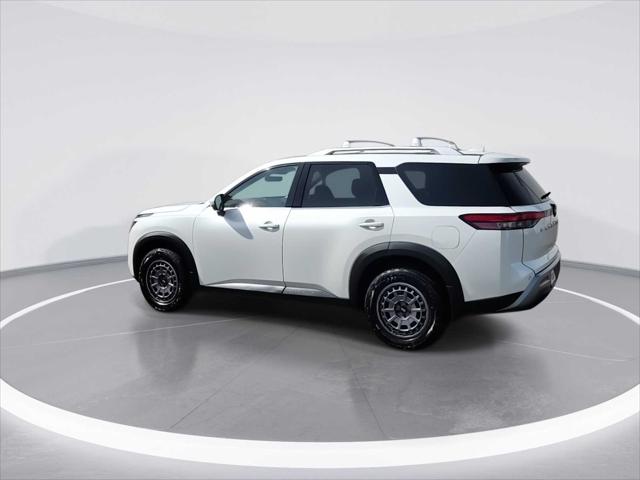 2024 Nissan Pathfinder SL 4WD