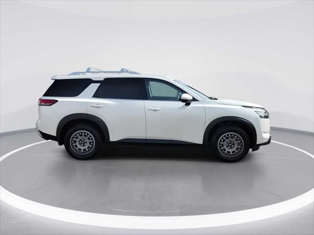 2024 Nissan Pathfinder SL 4WD
