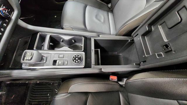 2024 Nissan Pathfinder SL 4WD