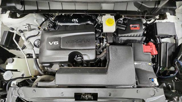 2024 Nissan Pathfinder SL 4WD