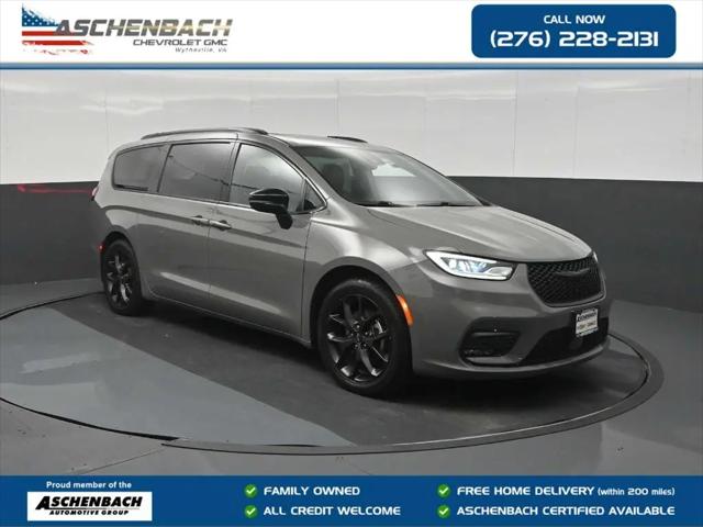 2025 Chrysler Pacifica Limited for sale in Wytheville, VA