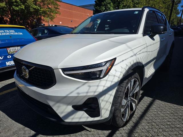 2025 Volvo XC40 B5 Ultra Dark Theme for sale in Bethesda, MD