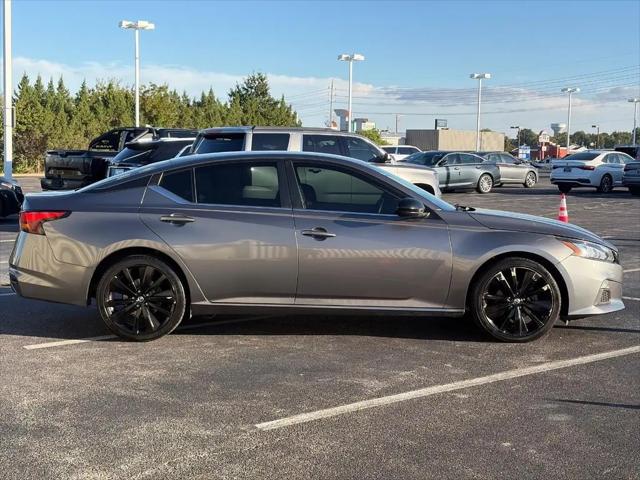2021 Nissan Altima SR FWD
