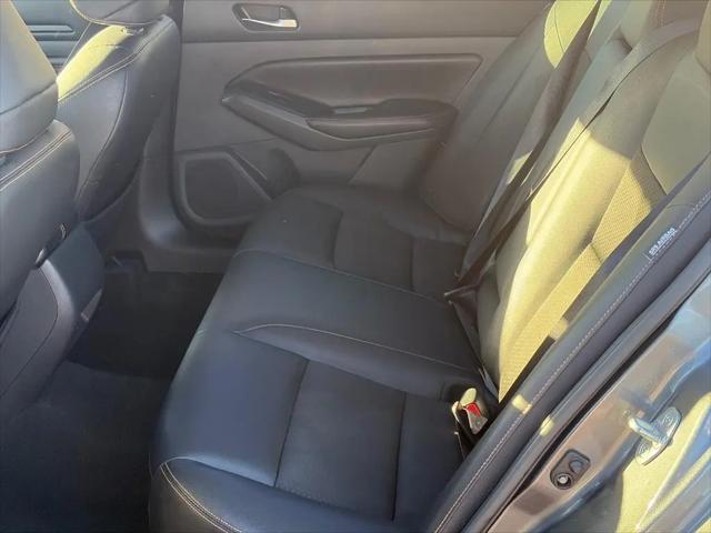 2021 Nissan Altima SR FWD