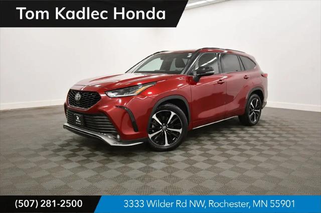 2021 Toyota Highlander XSE for sale in Rochester, MN
