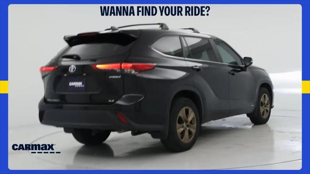 2023 Toyota Highlander Hybrid XLE Bronze