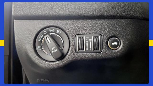 2023 Chrysler 300 Touring L AWD