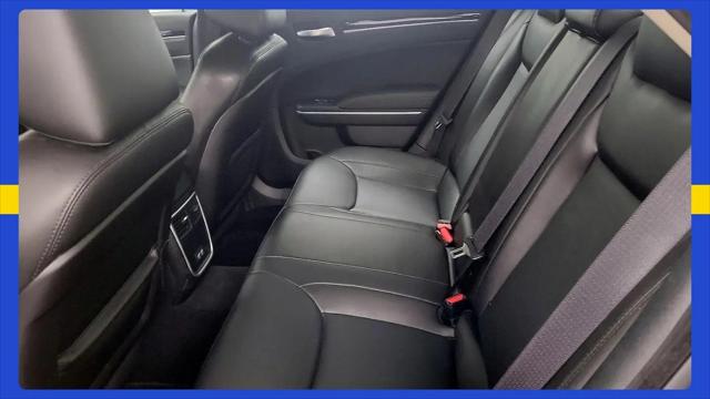 2023 Chrysler 300 Touring L AWD