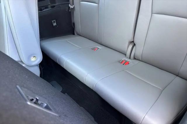 2020 Toyota Highlander Hybrid Platinum