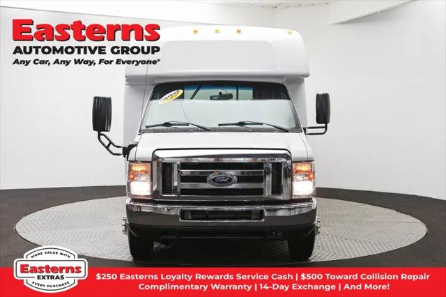 2018 Ford E-350 Cutaway E-350