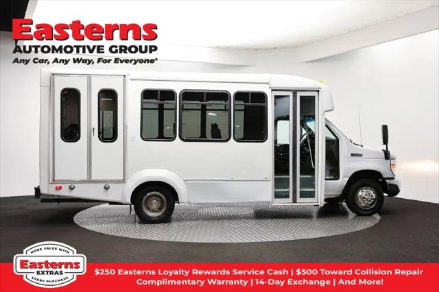 2018 Ford E-350 Cutaway E-350