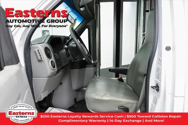 2018 Ford E-350 Cutaway E-350