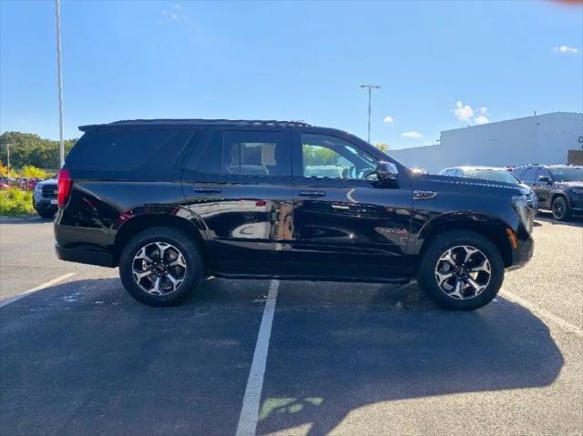 2025 GMC Yukon 4WD AT4