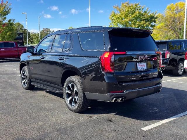 2025 GMC Yukon 4WD AT4