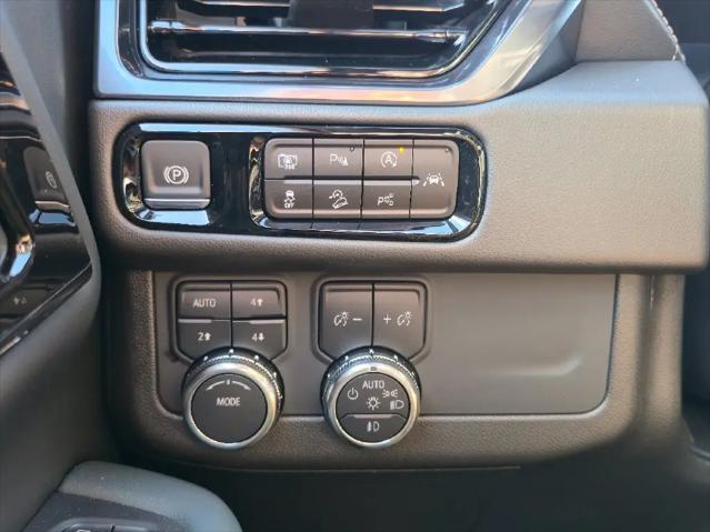 2025 GMC Yukon 4WD AT4