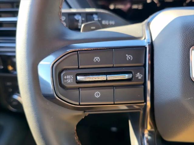 2025 GMC Yukon 4WD AT4