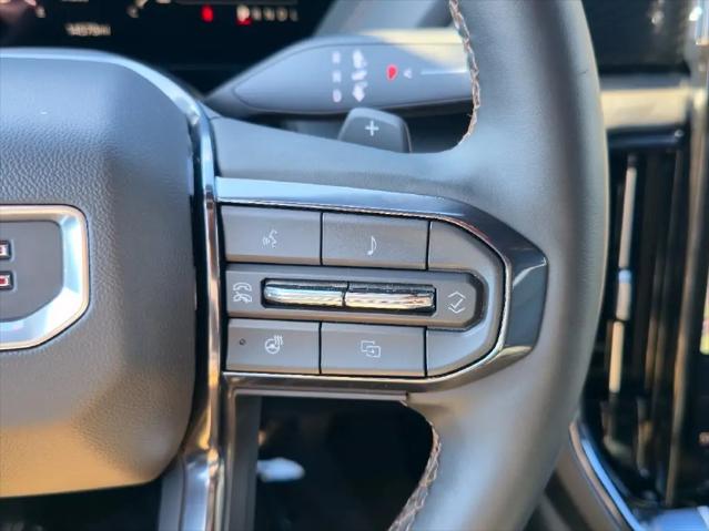 2025 GMC Yukon 4WD AT4