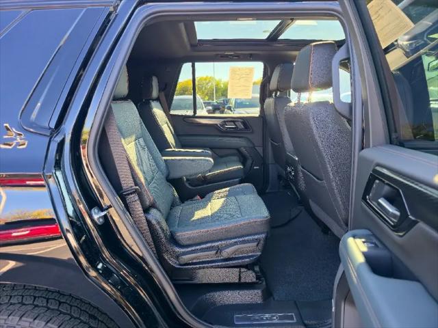 2025 GMC Yukon 4WD AT4