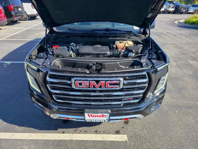 2025 GMC Yukon 4WD AT4