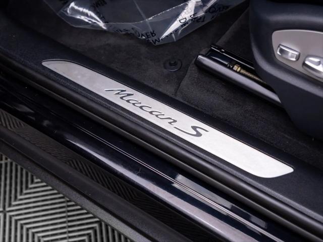 2016 Porsche Macan S