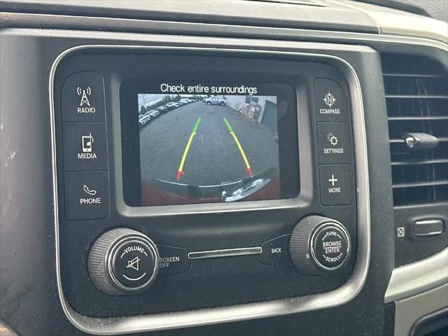 2019 Ram 1500 Classic SLT Crew Cab 4x4 64 Box