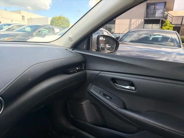 2023 Nissan Sentra SV Xtronic CVT