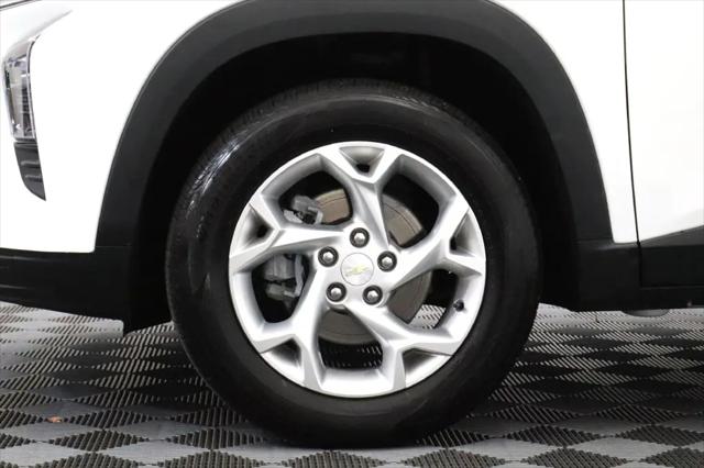 2025 Chevrolet Trax FWD LS