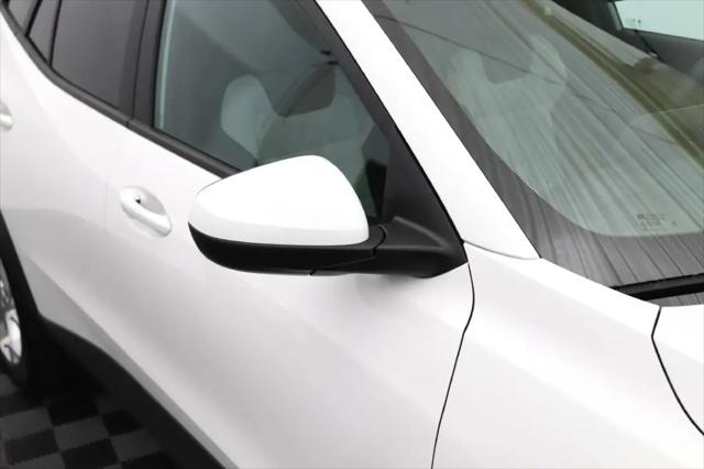 2025 Chevrolet Trax FWD LS