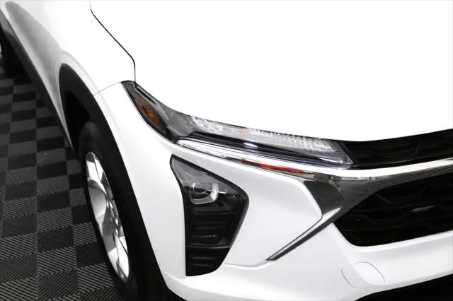 2025 Chevrolet Trax FWD LS