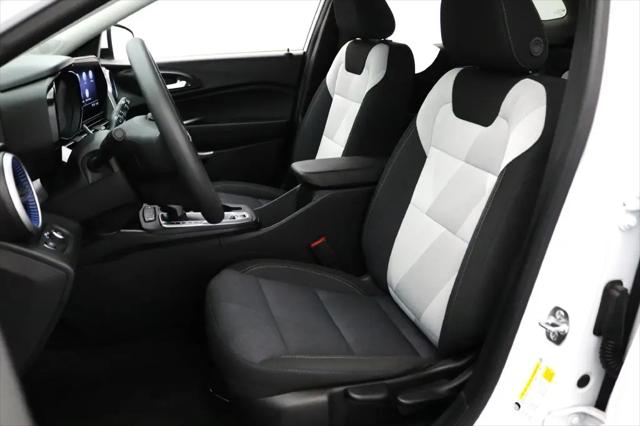 2025 Chevrolet Trax FWD LS