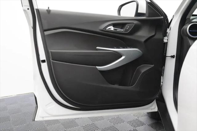 2025 Chevrolet Trax FWD LS
