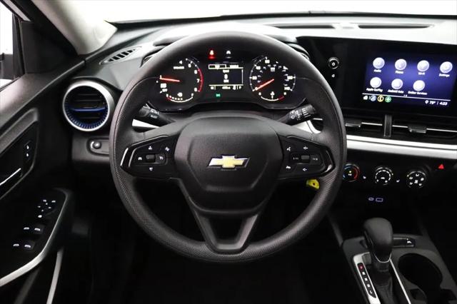 2025 Chevrolet Trax FWD LS