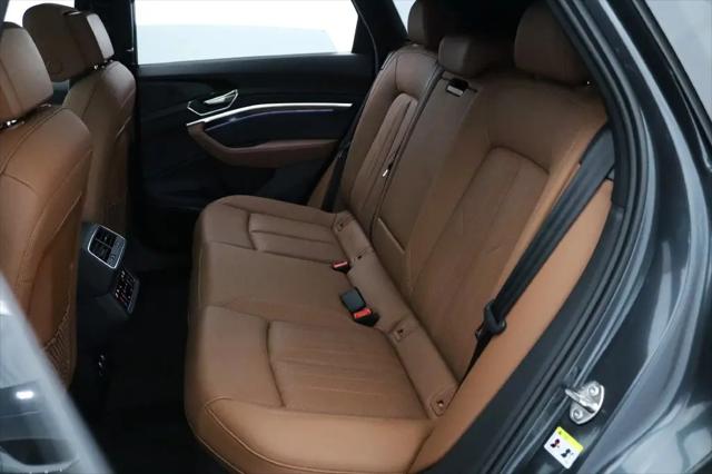 2024 Audi e-tron Premium Plus quattro