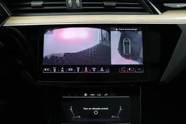 2024 Audi e-tron Premium Plus quattro