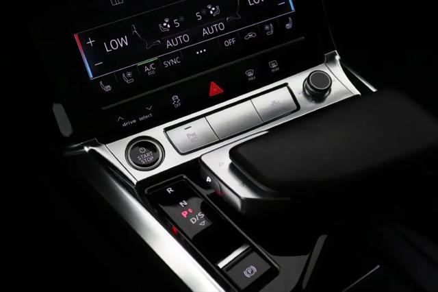 2024 Audi e-tron Premium Plus quattro
