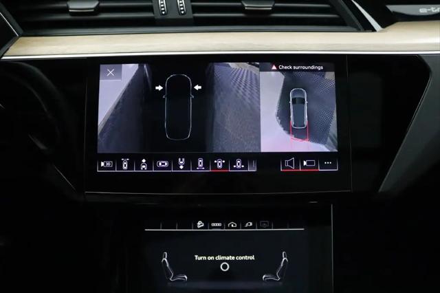 2024 Audi e-tron Premium Plus quattro