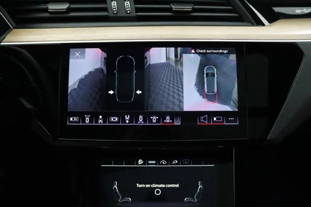 2024 Audi e-tron Premium Plus quattro