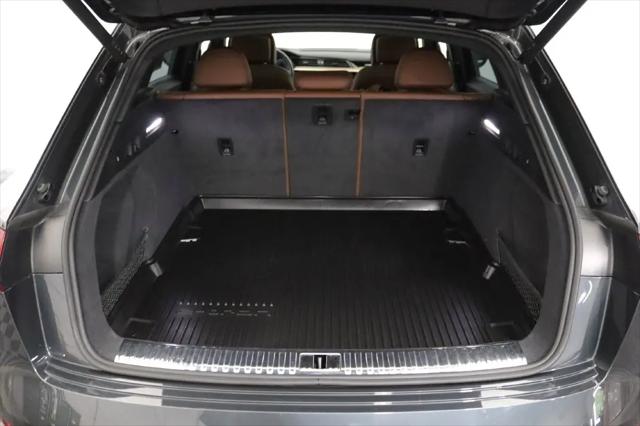2024 Audi e-tron Premium Plus quattro