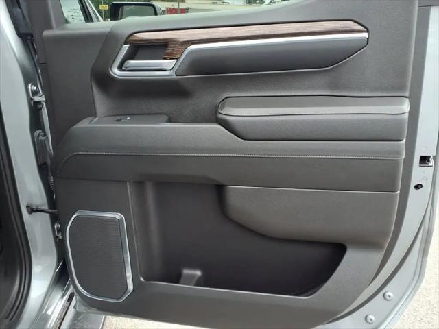2024 GMC Sierra 1500 4WD Crew Cab Short Box Elevation with 3SB