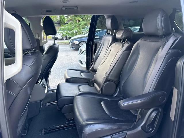 2025 Kia Carnival MPV LXS