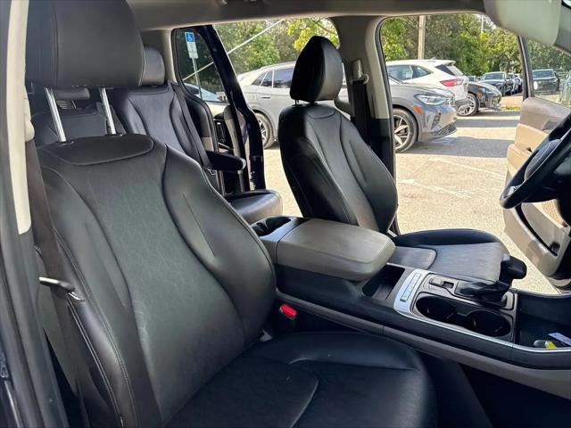 2025 Kia Carnival MPV LXS
