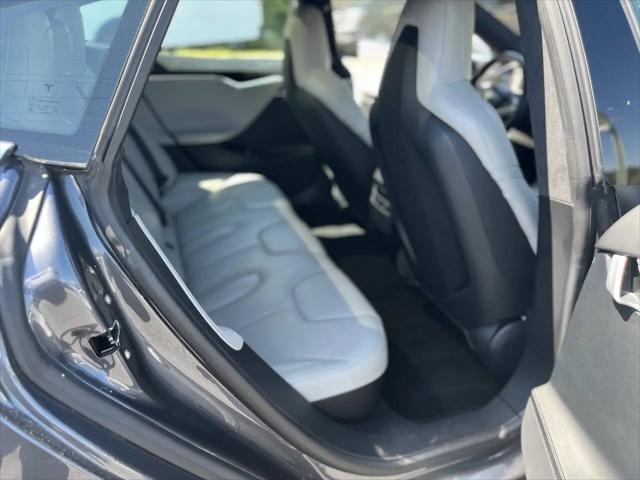 2016 Tesla Model S 90D