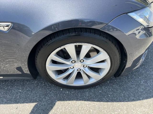 2016 Tesla Model S 90D