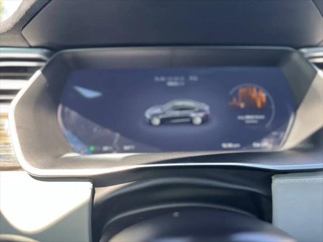 2016 Tesla Model S 90D