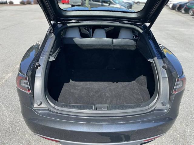 2016 Tesla Model S 90D