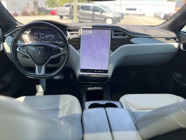 2016 Tesla Model S 90D