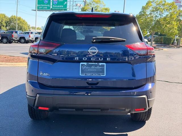 2025 Nissan Rogue SV FWD