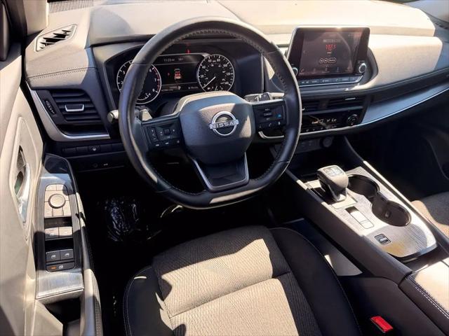 2025 Nissan Rogue SV FWD